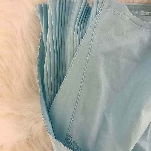 NWT lululemon Play Off The pleats skirt blue glow - Picture 6 of 8